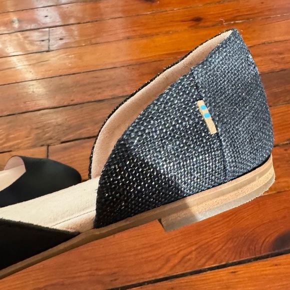 TOMS Julie d'Orsay Flats Black Leather Canvas Heeled Loafer Size 10 Like New - Picture 5 of 11